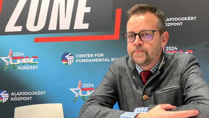 NextImg:White South Africans Face Crime And Torture But Still Believe US And Europe Face Darker Future: Ernst Roets