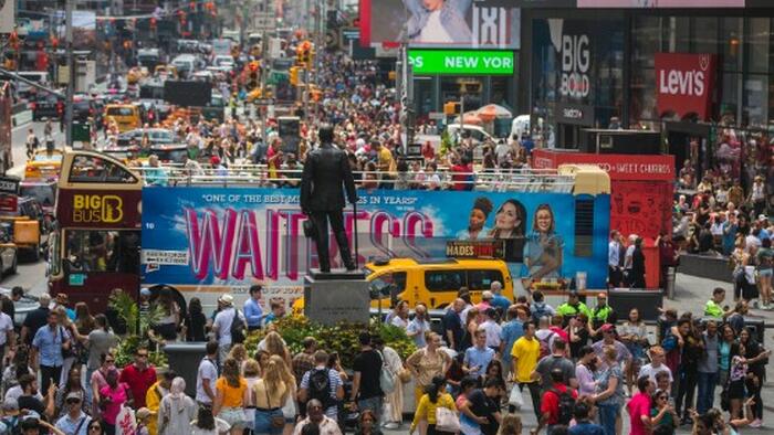 NextImg:NYC Tourists Expected To Generate $4.9 Billion In Tax Revenue For The City