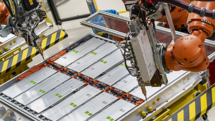 NextImg:Chinese Battery Makers Back Out Of Germany Amidst Cooling EV Demand
