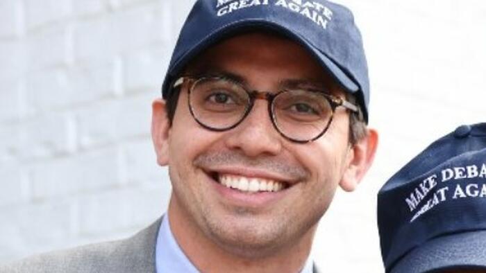 NextImg:Former Greenlight Employee Offers To Debate David Einhorn Over Merits Of Tesla Short