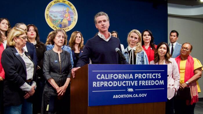 NextImg:Gov. Newsom Signs Bill Allowing Arizona Doctors To Provide Abortions In California