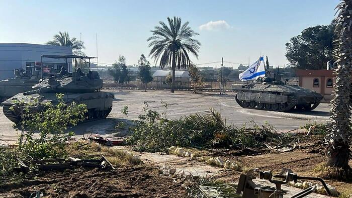 NextImg:Israeli Ground Forces Enter Rafah, Tank Unit Shuts Down Vital Border Crossing