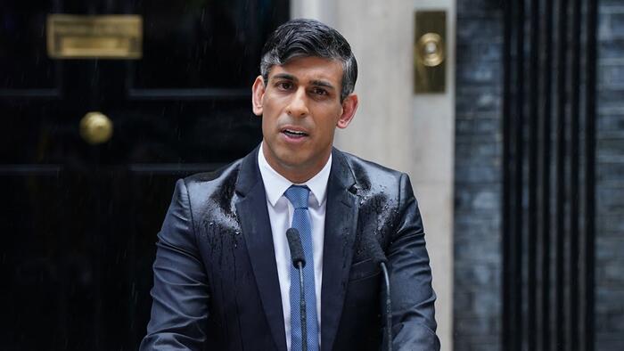 NextImg:"The Situation In The UK Has Turned Tragicomical"