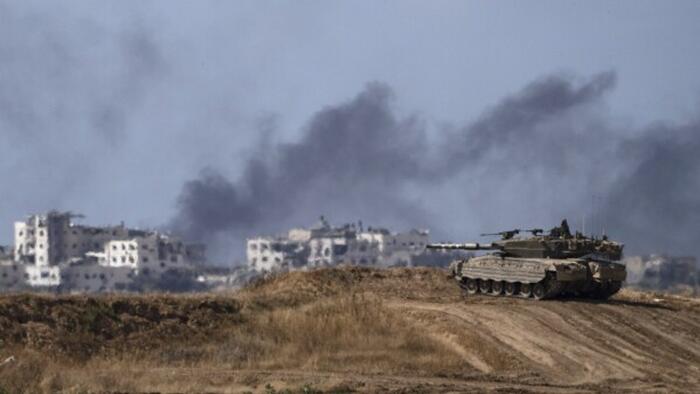 NextImg:Israeli Tanks Plunge Deeper Into Rafah As 500,000 Palestinians Flee