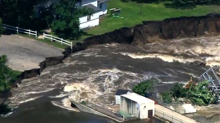 NextImg:A Minnesota Dam Is In "Imminent Failure Condition"