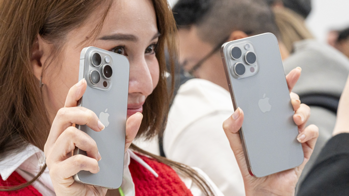 NextImg:Apple iPhone Shipments In China Jump 40% After Big Discounts