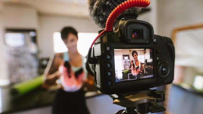 NextImg:How Influencer Cartels Manipulate Social Media: Fraudulent Behavior Hidden In Plain Sight