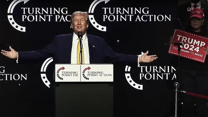 NextImg:Trump Has Raised $400 Million In One Week