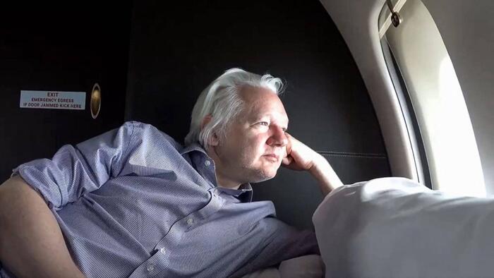 NextImg:Bitcoin Donor Pays For Julian Assange's $520,000 Charter Jet