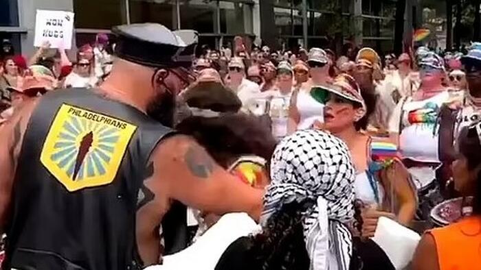 NextImg:"Oppression Olympics": 'Queers For Palestine' Protestors Interrupt, Clash With Pride Parade In Streets Of Philadelphia