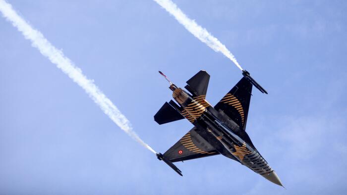 NextImg:US Signs $23 Billion F-16 Deal With Turkey