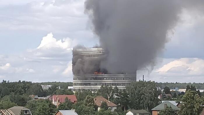 NextImg:Deadly Blaze Rips Through US-Sanctioned Moscow Electronics Research Building