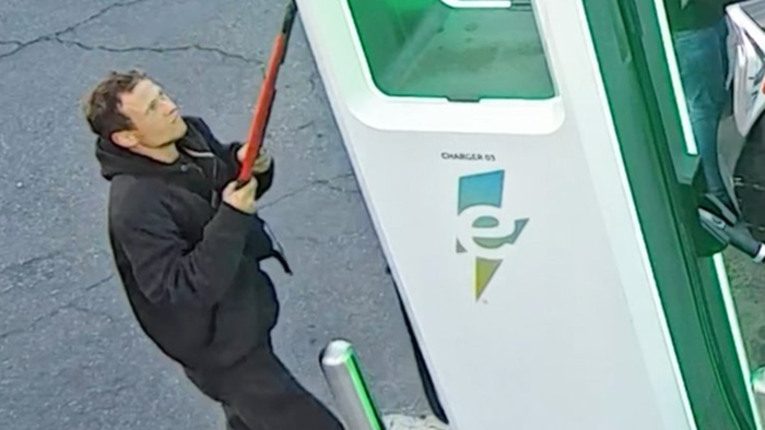 NextImg:Thieves In Seattle Targeting EV Charging Stations Has Reached "Epidemic Proportions"