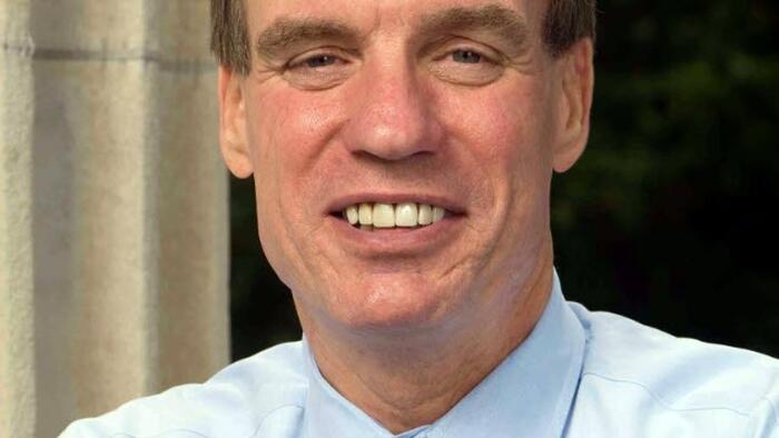 NextImg:"Think About It Very Carefully": Author Don Winslow Posts Curious Message To Mark Warner