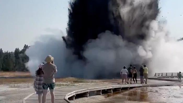 NextImg:"Hydrothermal Explosion" Rocks Yellowstone National Park