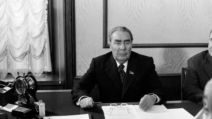NextImg:VDH: Our Brezhnev, Our Pravda, Our Soviet Union...