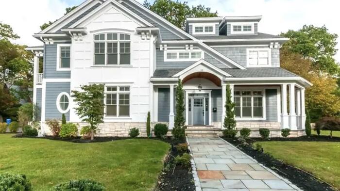 NextImg:New York Beats California In List Of 50 Most Affluent U.S. Suburbs
