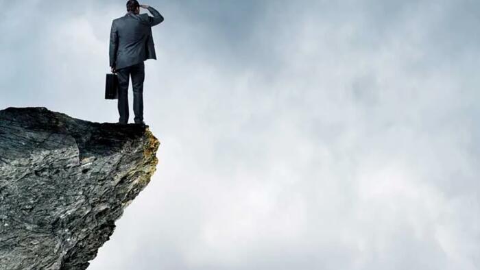 NextImg:We Are On The Edge