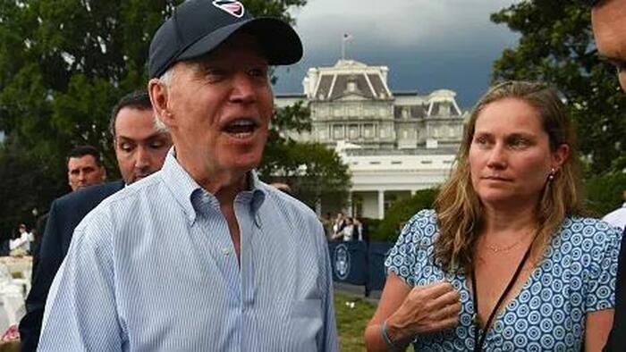 NextImg:House Oversight Subpoenas Top Biden Handlers To Find Out Who's Running The Country