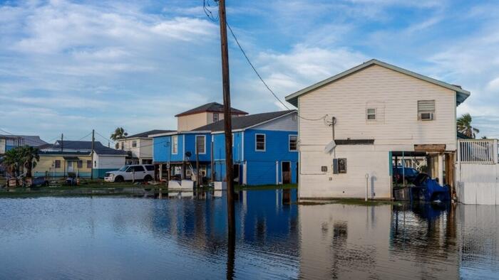 0 News Article Image Abbott Demand Answers From CenterPoint As 260,000 Texans Still Without Power