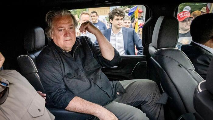 NextImg:Steve Bannon Surrenders To Prison For Contempt Sentence