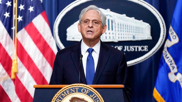 NextImg:Federal Prosecutors Begin Dropping Jan. 6 Obstruction Charges After Supreme Court Ruling