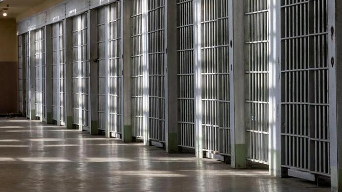 NextImg:California Democrat Revives Bill To Release Longtime Convicts Who Have 2 Murder Convictions