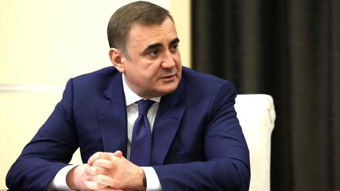 NextImg:Putin Appoints Ex-Bodyguard & Aide To Oversee Defense Of Kursk As Zelensky Boasts Of 74 Towns Captured