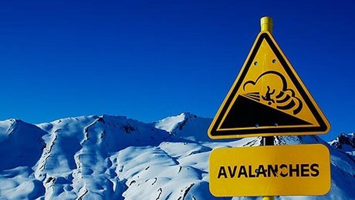 NextImg:Rickards Issues Avalanche Warning