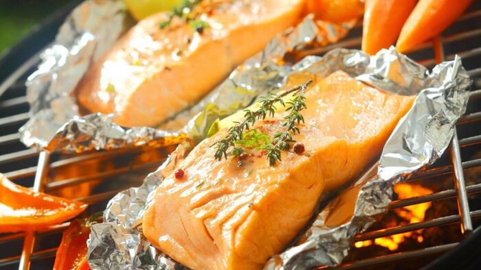 NextImg:Aluminum Foil: Convenient In The Kitchen, But Is It Safe?