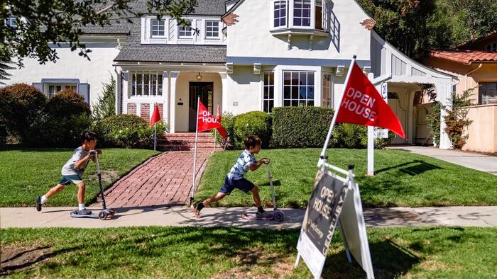 NextImg:Homebuyers Get Creative Amid Historically High Property Values