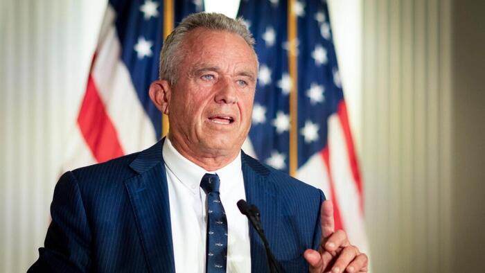 NextImg:RFK Jr. Refutes Report That He Approached Harris For Cabinet Position