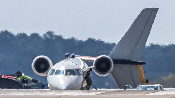 NextImg:Two Delta Planes Collide On Taxiways At Atlanta Airport