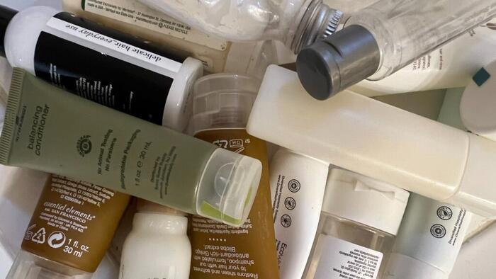 NextImg:Illinois Bans Mini Shampoo Bottles In Hotel Rooms