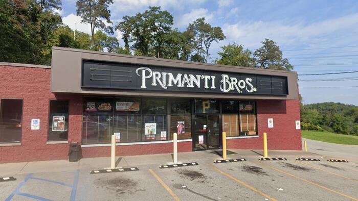 NextImg:Pittsburgh Restaurant Claims 'Momentary Confusion' After Denying JD Vance Entry, Threatening With Arrest