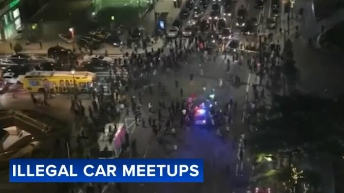 NextImg:Watch: Mob Attacks Philly Police Officer In Cruiser During One Of A Dozen Illegal Car Meetups This Weekend