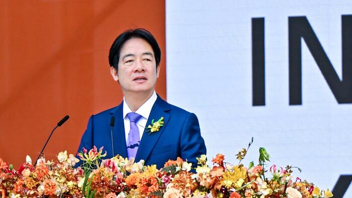 NextImg:China Should Try to Reclaim Land From Russia Under Chinese 'Territorial Integrity,' Taiwan President Says