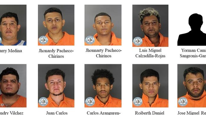 NextImg:Aurora Police Offer Help To Apartment Complexes Amid Venezuelan Gang Issues