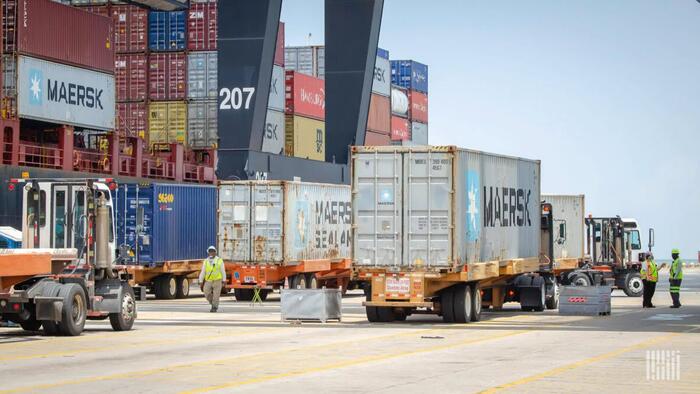 NextImg:Port Employers Seek NLRB Injunction Against Longshore Union