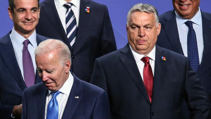 NextImg:Hungary Rejects EU 'Hysteria' Over Work Visas For Russians