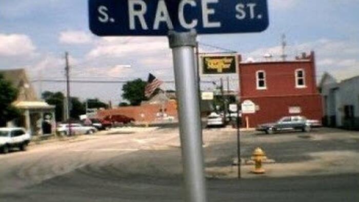 NextImg:Professor: People's "Street Race" Should Be Included In U.S. Census