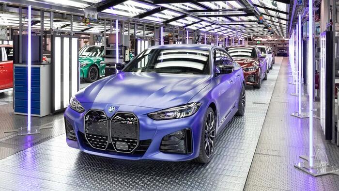 NextImg:BMW Says EU Ban On Gasoline Cars From 2035 Is "No Longer Realistic"
