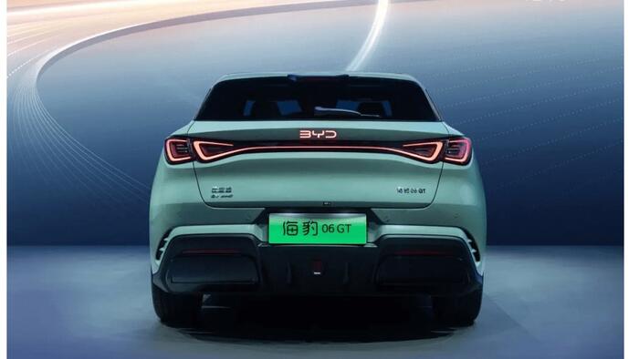 NextImg:The German Auto Industry Suffers Another Smackdown Blow