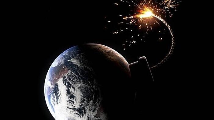 NextImg:The $100 Trillion Global Debt Bomb And Financial Shock Risk