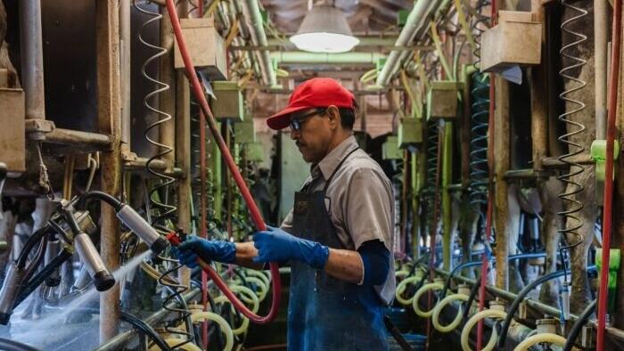 NextImg:California Reports 3rd Possible Case Of Human Bird Flu