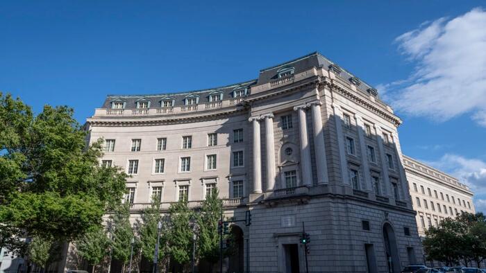 NextImg:IRS Unveils New Federal Income Tax Brackets For 2025