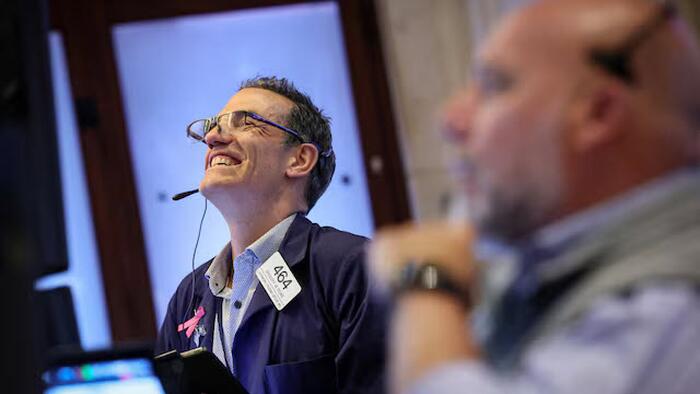 NextImg:Futures Rebound After 3 Day Slide As Tesla Surge Lifts Tech, Yields Slide