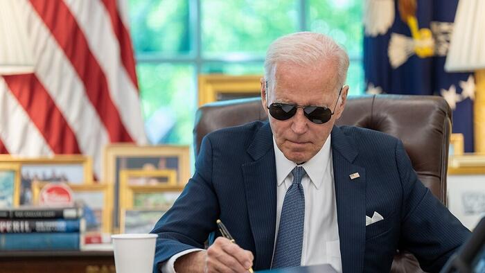 NextImg:Sore Loser Democrats Viciously Turn On "Stupid And Selfish" Biden