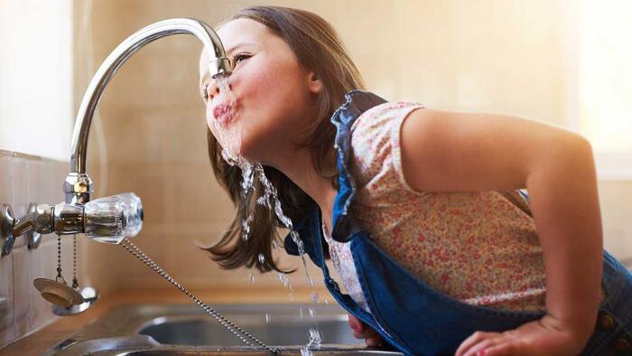 NextImg:Trump Supporter Trolls Californian Leftists By Selling Fluoridated Drinking Water