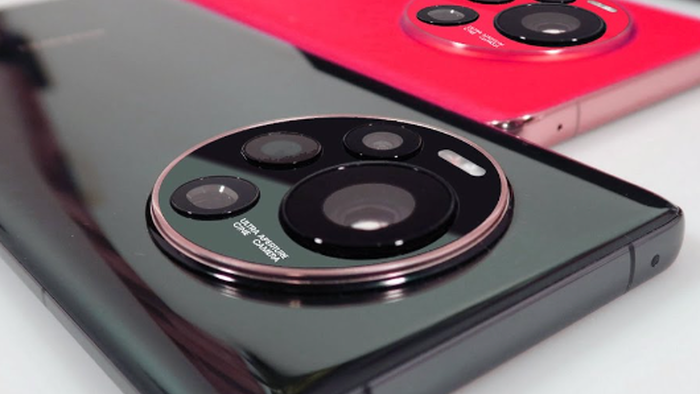 NextImg:Huawei Reveals "Most Powerful" Mate Smartphone Launching This Month